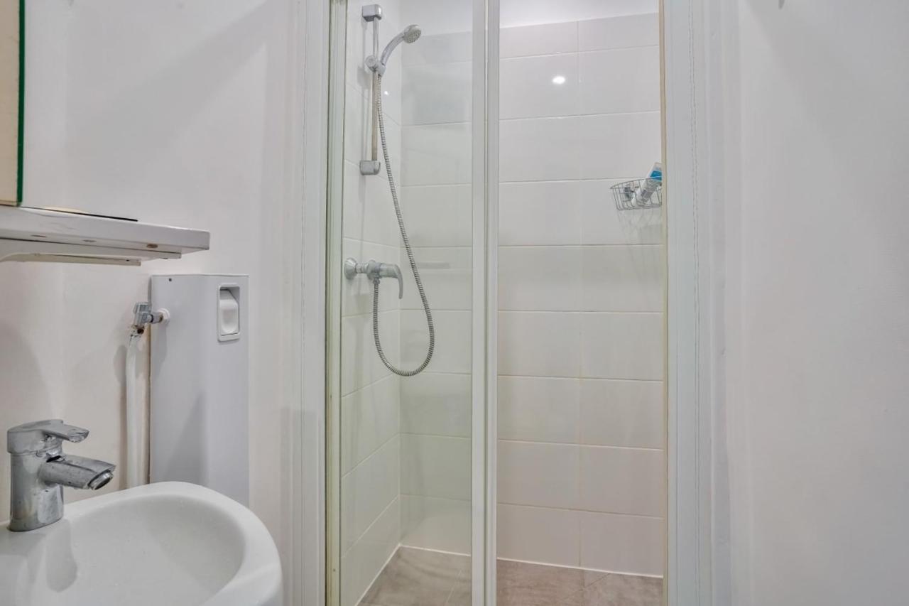 Cosy And Bright Apartment Located In Paris 18 Exteriör bild